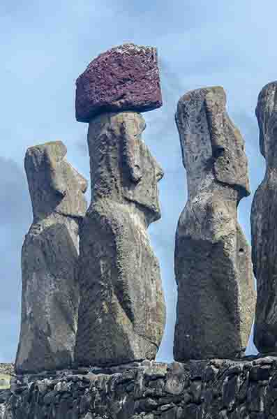 81 - Chile - isla de Rapa Nui o Pascua - Ahu Tongariki